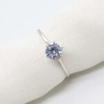 anillo de compromiso oro blanco