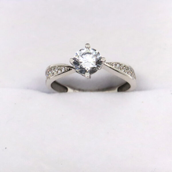 Anillo de compromiso